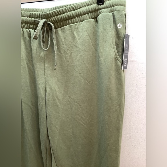 LegEnd Size X-Large Olive Green French Terry Jogger. New With Tags. - Picture 3 of 6